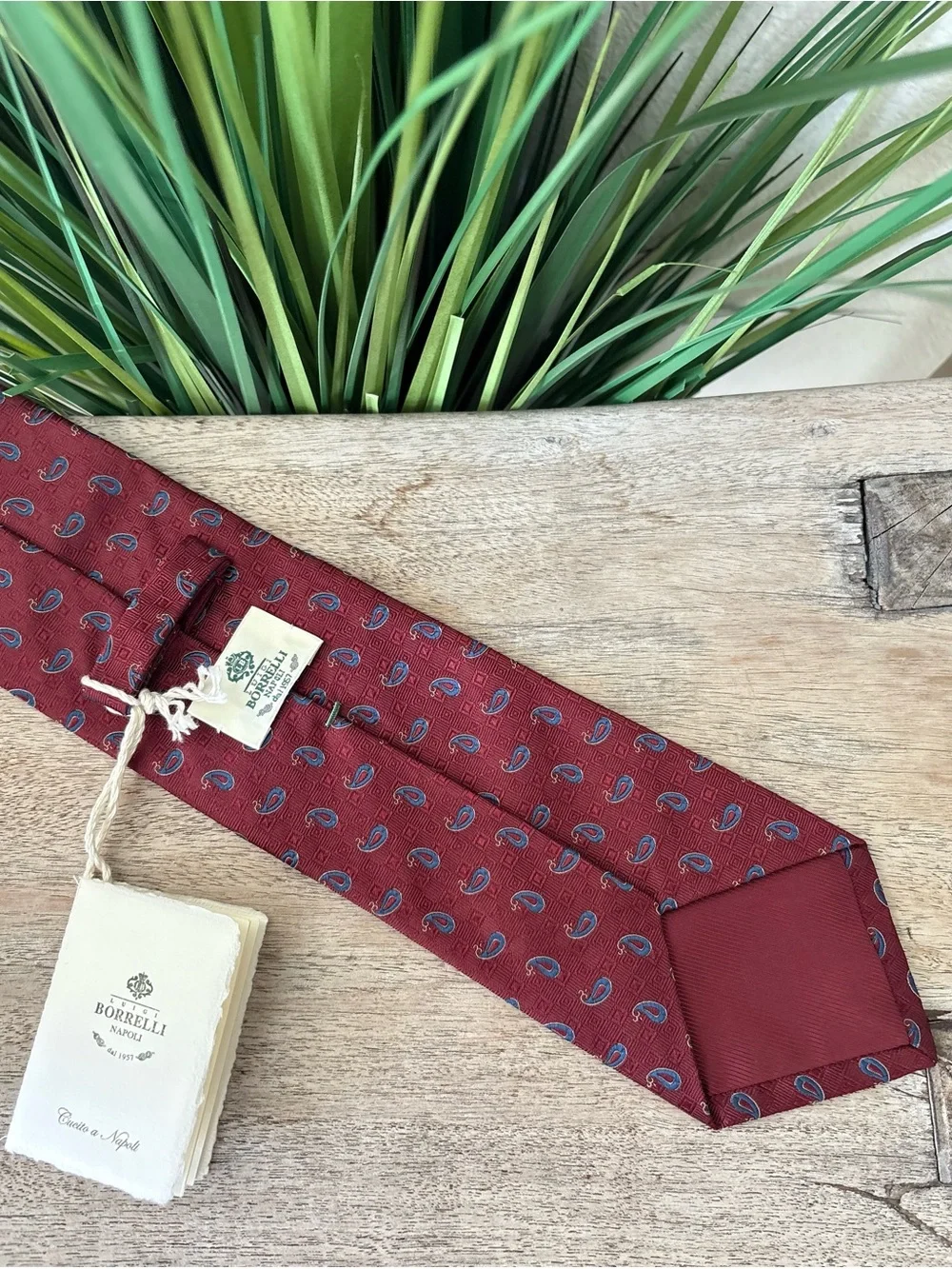 Luigi Borrelli Silk Paisley Tie in Burgundy